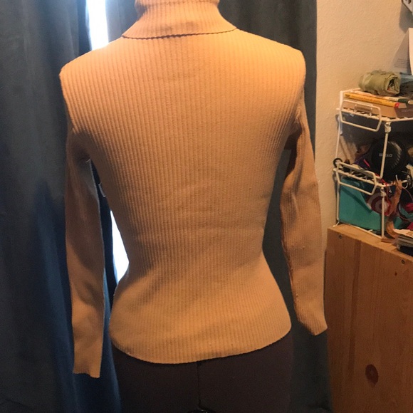 Sweater - Picture 2 of 2